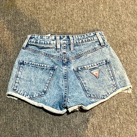 Guess jean shorts - Picture 2 of 2